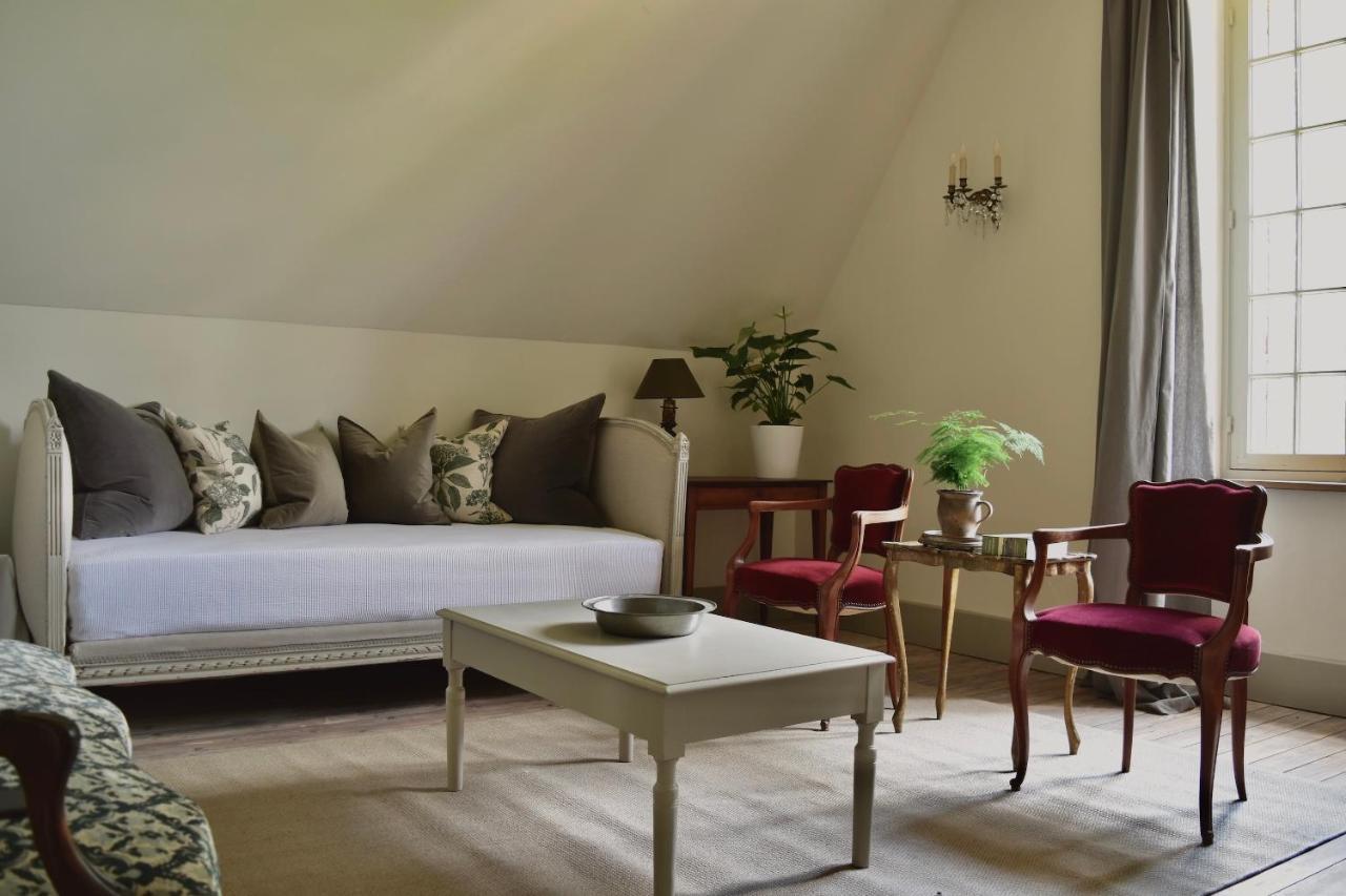Bed and Breakfast Manoir De Plaisance Benon Exterior foto